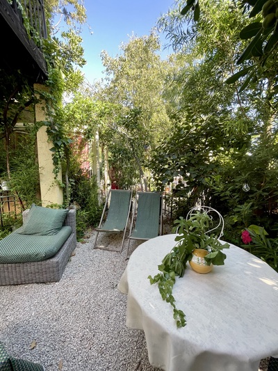 AIX A LA CAMPAGNE CHAMBRE D'HOTES "LES FIGUIERS" chambre d'hôte France