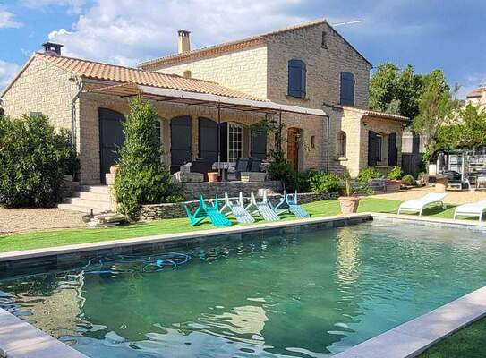 Gite le Platane gîte à louer  Vaucluse