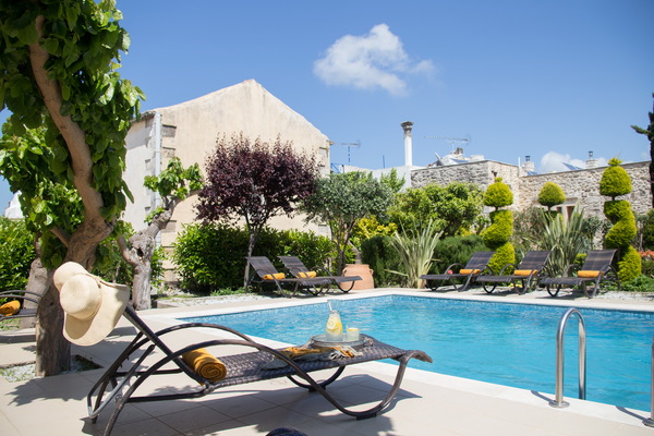 Arcus Suites gîte à louer Nomarchía Athínas