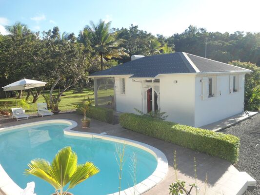 VILLA "CAN'ELLE" *** gîte à louer Baie-Mahault
